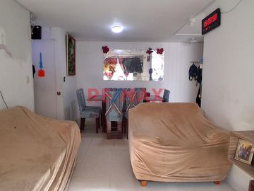 Venta Departamento 1er piso en Condominio Torres de Quevedo  con seguridad las 24 horas.
Ubicado entre Av. Santa Rosa y Av. Del Contador. Cerca de ce