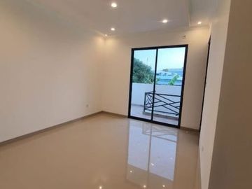 Rumah Dijual Simpang Darmo Permai Selatan *DN