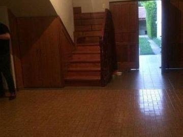 VENTA CASA 5 AMBIENTES VILLA LUZURIAGA