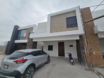 CASA EN VENTA EN SECTOR VIÑEDOS TORREÓN, COAHUILA