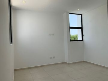 VENTA CASA DE  4 RECAMARAS EN PRIVADA CON AMENIDADES UBICADO EN CONKAL