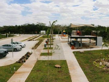 VENTA CASA DE  4 RECAMARAS EN PRIVADA CON AMENIDADES UBICADO EN CONKAL