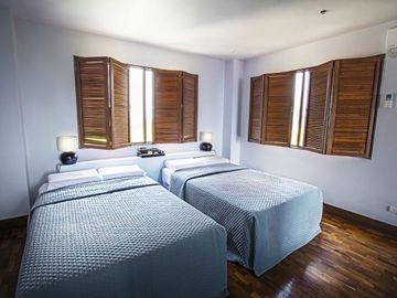 2 Bedroom Condo with Sea View in Mactan for Rent