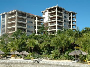 2 Bedroom Condo with Sea View in Mactan for Rent