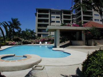 2 Bedroom Condo with Sea View in Mactan for Rent