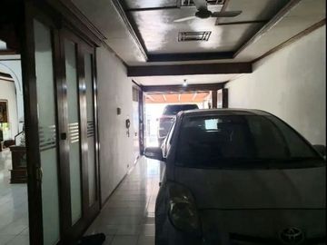 Rumah Rapi Dan Bangunan Masih Kokoh Di Area Bintaro Jaksel - OF 5723