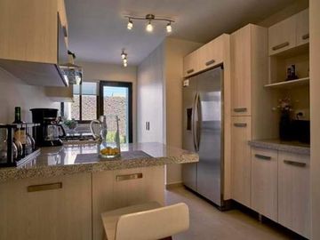 Bonita Casa de 3 Recámaras en Zákia