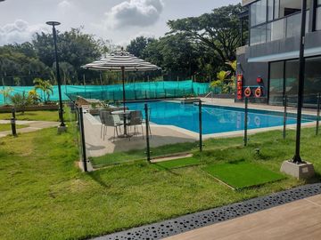 apartamento en arriendo/venta en ciudad jardín. Cod V107595