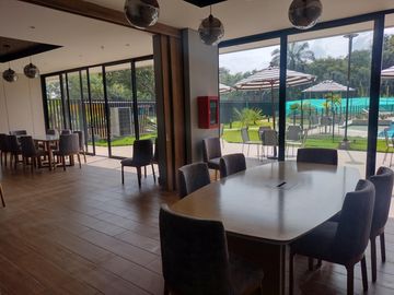 apartamento en arriendo/venta en ciudad jardín. Cod V107595