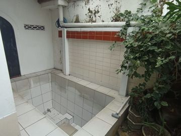 Rumah Tanah Luas Siap Huni dekat Kampus UGM