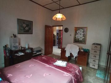 Rumah Tanah Luas Siap Huni dekat Kampus UGM