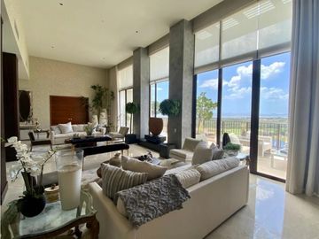 Se Vende PenHouse 1.321 Mts Costa del Este USD$4,300,000,oo