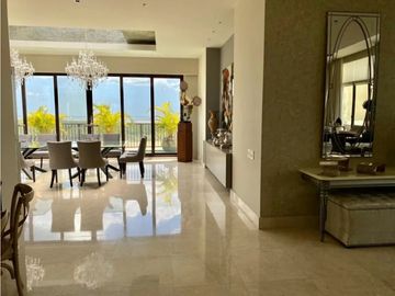 Se Vende PenHouse 1.321 Mts Costa del Este USD$4,300,000,oo