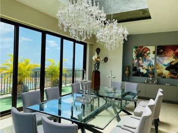 Se Vende PenHouse 1.321 Mts Costa del Este USD$4,300,000,oo