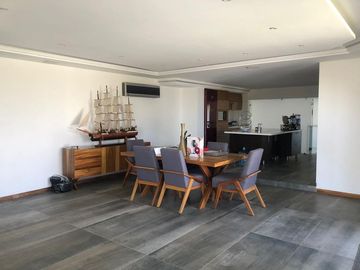 Casa de Lujo en Venta Las Cañadas