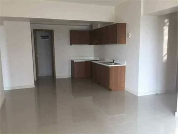 2 BR Ready to Move In, Manila area near LRT 1, PGH, Beside Robinsons, Central bank, Moa,Roxas Blvd, Pedro Gil, UP