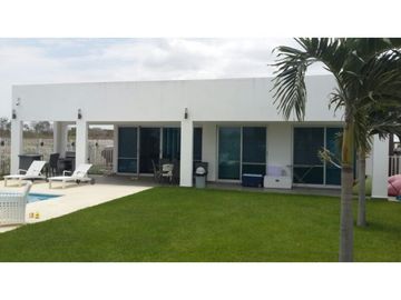 SE VENDE CASA EN PLAYA-465DM