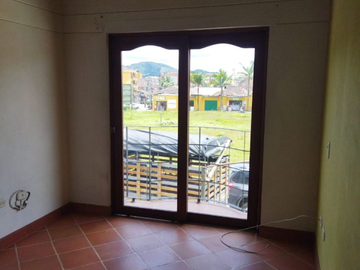 casa en arriendo en la cruz. Cod A400339