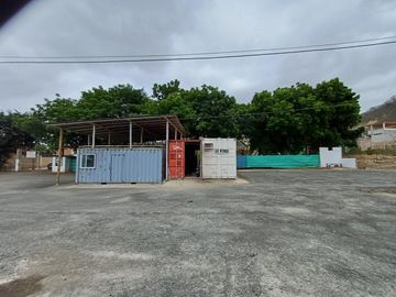 Se Vende Terreno para Desarrollar Cerca del Mar y Frente al Mar en Puerto Lopez