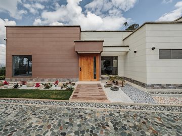 casa en venta en envigado. Cod V12364