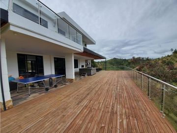VENTA FINCA 9000 mts2 RIONEGRO SECTOR SAN LUIS