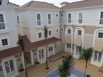 RUMAH MURAH MEWAH ADA KOLAM RENANG ALESHA VANYA PARK BSDCITY TOL AEON