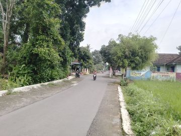 JUAL MURAH RUMAH KONSEP VILLA DI perbatasan yogya & klaten
