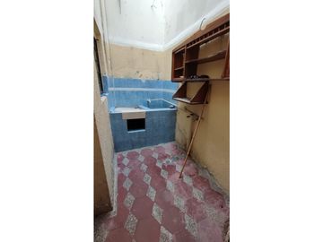 SE VENDE CASA DUPLEX GRANDE EN CUBA MUY CENTRAL