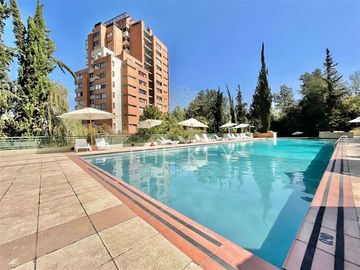 Departamento en Venta de 3 Dormitorios - Vitacura