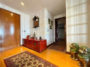 Departamento en Venta de 3 Dormitorios - Vitacura