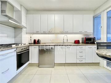 Departamento en Venta de 3 Dormitorios - Vitacura