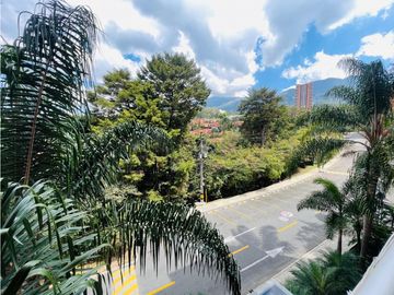 Apartamento Amoblado Sector Loma Los Benedictinos El Poblado