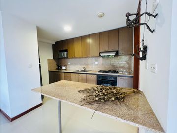 Apartamento Amoblado Sector Loma Los Benedictinos El Poblado