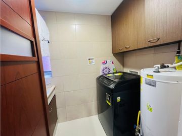 Apartamento Amoblado Sector Loma Los Benedictinos El Poblado
