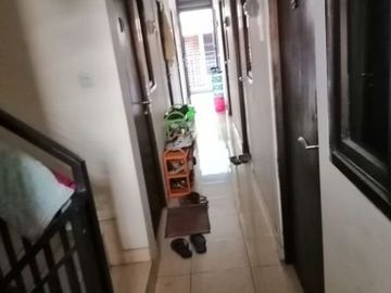 Rumah kost benhil,hadap selatan,SHM,harga 4,8M nego