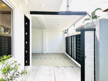 Furnished House with 4 Bedrooms and Swimming Pool for RENT in Amsic Angeles City