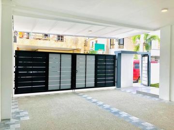 Furnished House with 4 Bedrooms and Swimming Pool for RENT in Amsic Angeles City