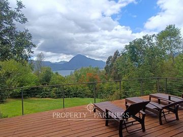Espectacular casa en el lago Calafquen