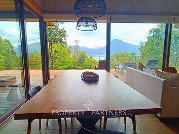 Espectacular casa en el lago Calafquen