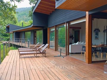 Espectacular casa en el lago Calafquen