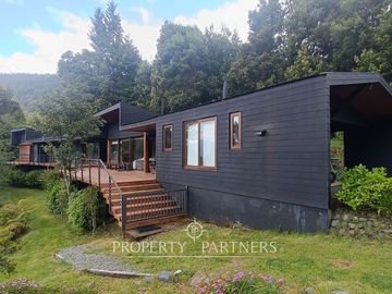 Espectacular casa en el lago Calafquen
