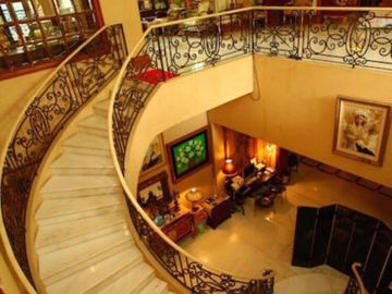 DIJUAL RUMAH at Jl KERTOSONO, MENTENG, JAKPUS (JARANG ADA)