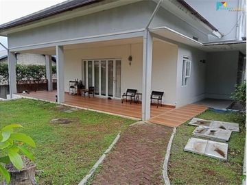 Dijual rumah hook sangat murah dekat RS di Taman sari