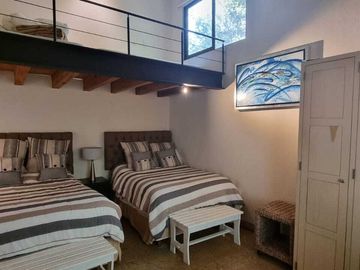 CASA CONTEMPORANEA EN RENTA, AVANDARO