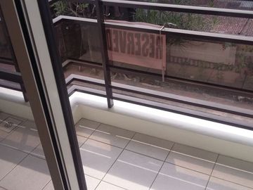 PINYAHAN DILIMAN QUEZON CITY 3-BEDROOM 2-PARKING COMPOUND