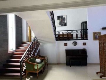 Rumah Megah 2 Lantai Siap Huni Batununggal Bandung