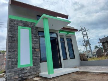 Rumah Desain Kekinian Area Tajinan Griya Garuda