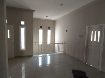 Rumah Siap Huni Raya Candi Lontar Surabaya
