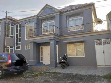 Dijual Rumah Modern Minimalis Villa Imperial Jemur Andayani Surabaya*_
