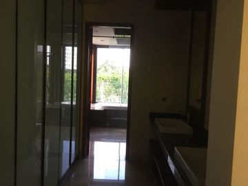 DIJUAL RUMAH ????Graha Family